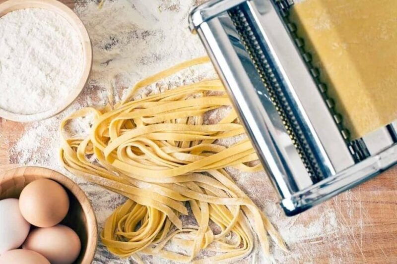 arezzo-colorful-tagliatelle-and-ravioli-home-cooking-class