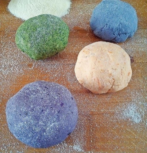 arezzo-colorful-tagliatelle-and-ravioli-home-cooking-class