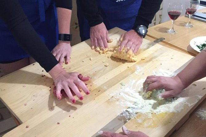 arezzo-colorful-tagliatelle-ravioli-home-cooking-class