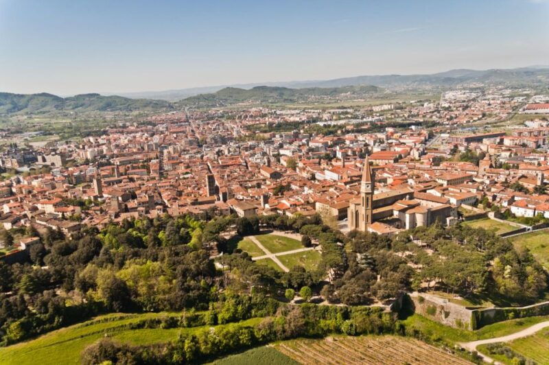 arezzo-guided-walking-tour-with-basilica-of-san-francesco