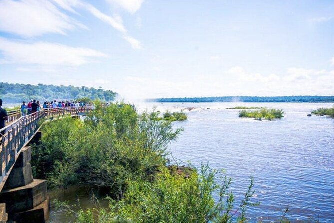 argentine-and-brazil-falls-private-tour-with-fast-track-tickets