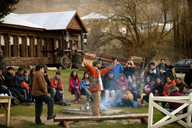 argentine-dinner-with-live-folklore-music-estancia-25-de-mayo