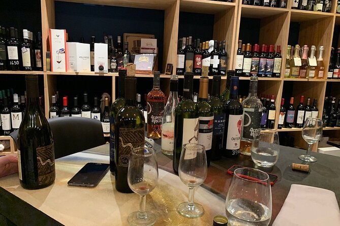 argentinian-private-premium-wine-tasting-liveguided-walking-tour