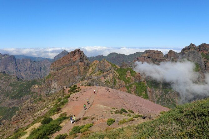 arieiro-peak-balcoes-viewpoint-santana-ponta-de-sao-lourenco