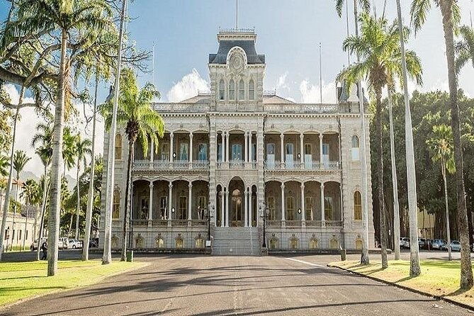 arizona-memorial-pearl-harbor-and-honolulu-city-tour-from-kauai