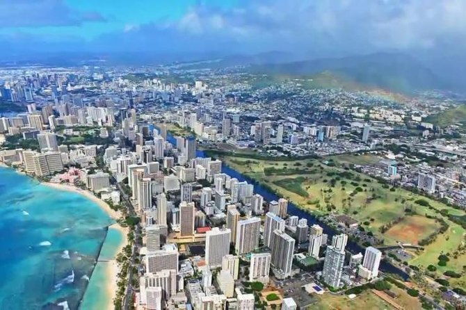 arizona-memorial-pearl-harbor-and-honolulu-city-tour-from-maui-2