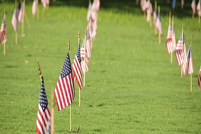 arizona-memorial-pearl-harbor-and-honolulu-city-tour-from-maui-2