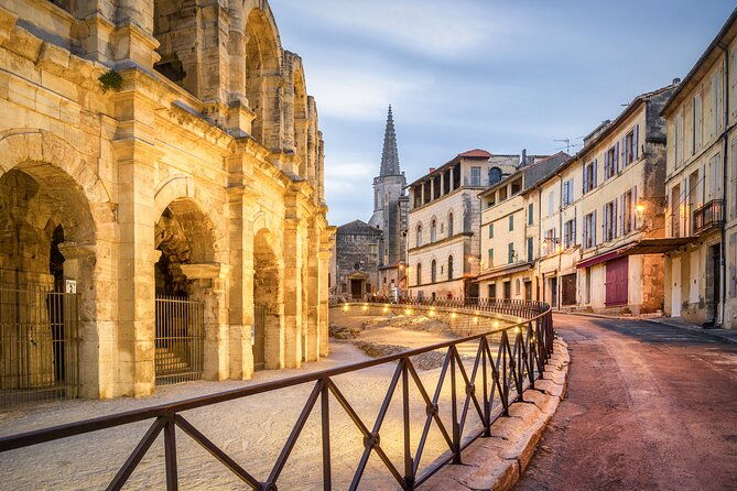 arles-les-baux-and-saint-remy-villages-full-day-trip-from-aix