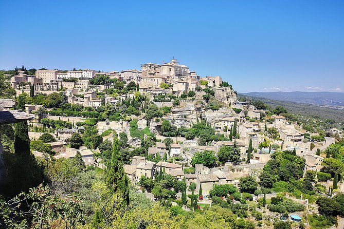 arles-small-groupe-tour-private-day-trip-to-luberon-villages