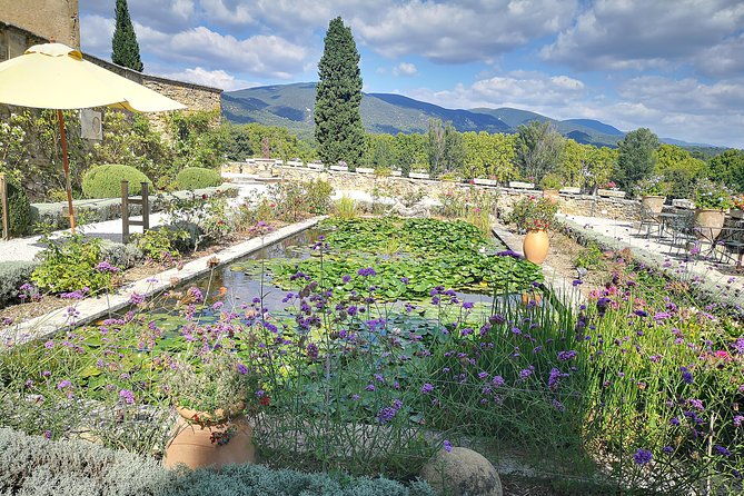 arles-small-groupe-tour-private-day-trip-to-luberon-villages