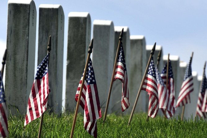 arlington-cemetery-and-dc-highlights-tour