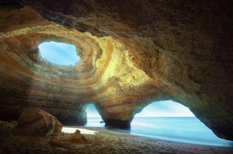 armacao-de-pera-guided-boat-tour-of-benagils-15-best-caves