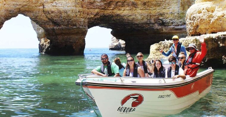 armacao-de-pera-guided-boat-tour-of-benagils-15-best-caves