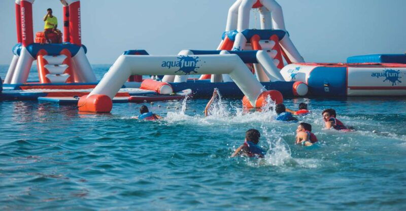 armacao-de-pera-inflatable-waterpark-entry-ticket