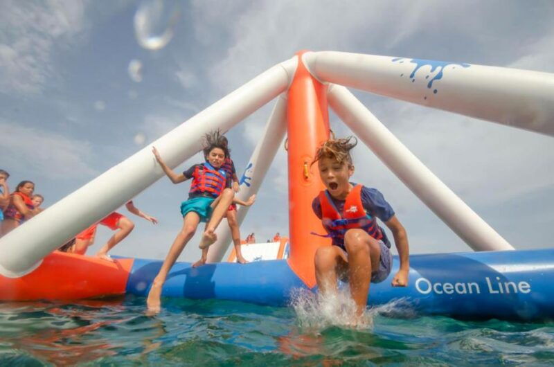 armacao-de-pera-inflatable-waterpark-entry-ticket