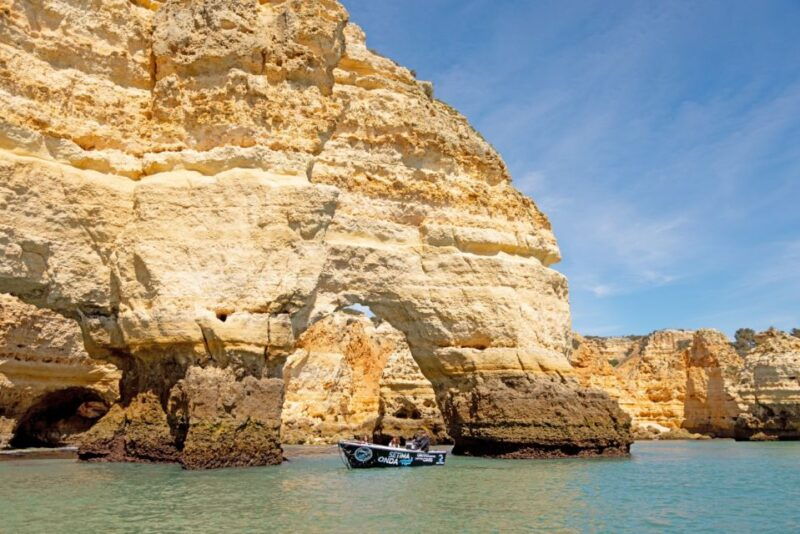 armacao-de-pera-private-benagil-cave-tour