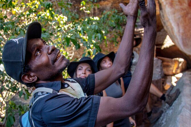 Arnhem Land Yingana Injalak Hill Full Day Tour from Darwin - An In-Depth Look at the Arnhem Land Full Day Tour
