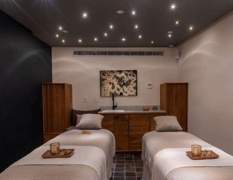 Aromatherapy Candle Massage - Why This Experience Is Worth Considering