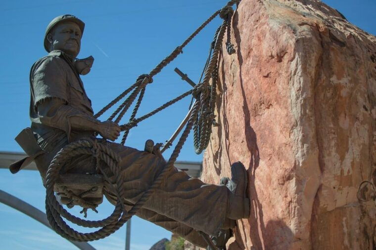 around-las-vegas-tour-vip-small-group-tour-from-las-vegas