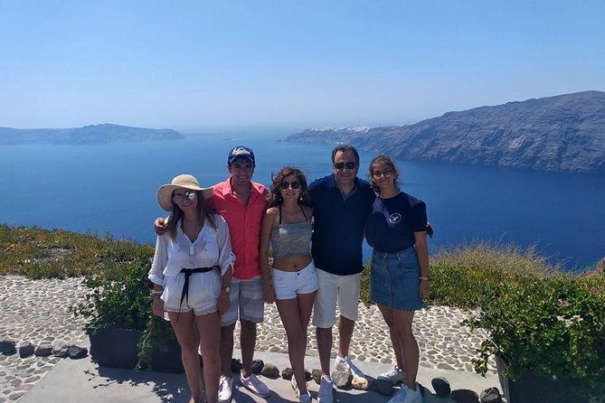 around-santorini-semi-private-tour