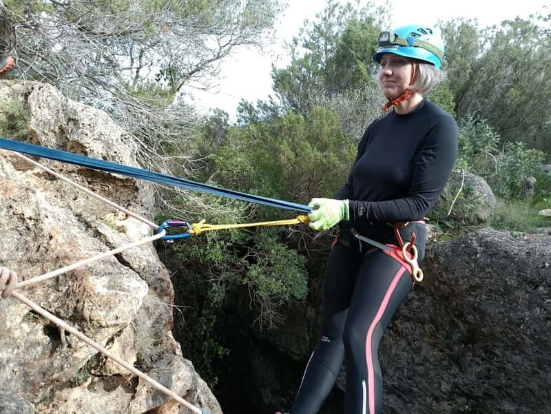 Arrábida: Guided Caving Experience + Rapel - The Details of the Tour Experience