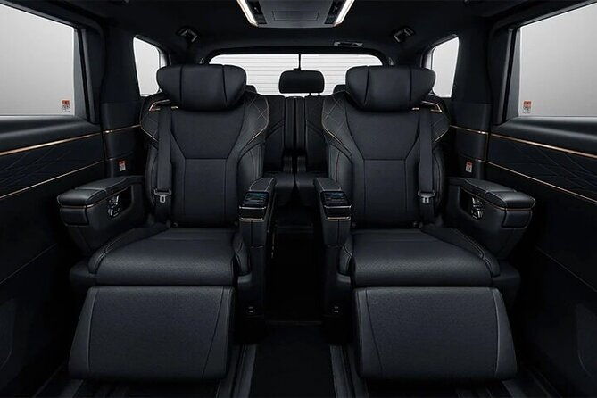 arrival-by-private-minivan-from-kansai-airport-kix-to-osaka-city