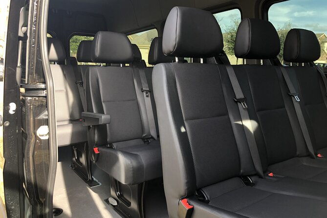 arrival-private-transfer-amsterdam-airport-to-amsterdam-city-center-by-minibus