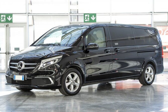 arrival-private-transfer-brussels-train-station-to-brussels-by-luxury-car-or-van