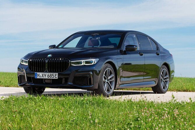 arrival-private-transfer-brussels-train-station-to-brussels-by-luxury-car-or-van