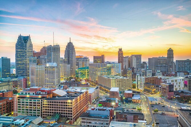 arrival-private-transfer-detroit-airport-dtw-to-detroit-in-luxury-suv