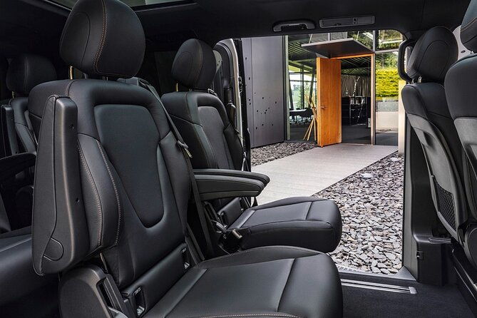arrival-private-transfer-from-bergen-airport-bgo-to-bergen-by-luxury-minivan