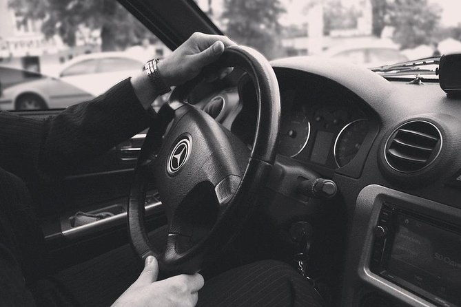 arrival-private-transfer-honolulu-airport-hnl-to-beach-resorts-by-executive-car
