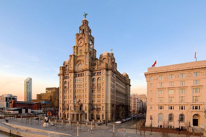arrival-private-transfer-manchester-airport-man-to-liverpool-in-business-car
