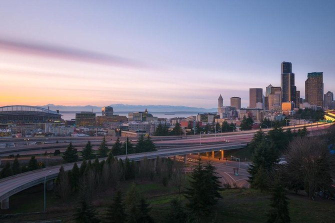arrival-private-transfer-seattle-airport-sea-to-seattle-in-luxury-van