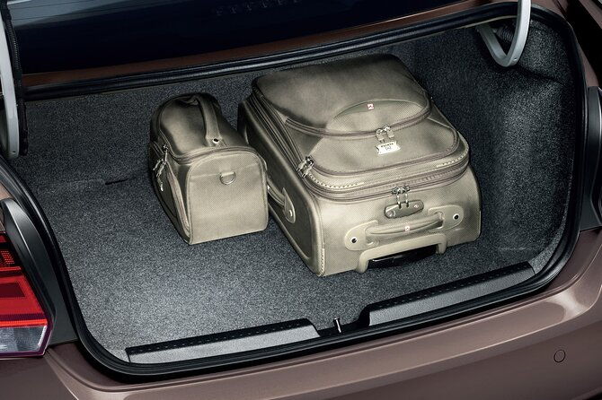 arrival-transfer-ezeiza-airport-eze-to-buenos-aires-city-by-sedan
