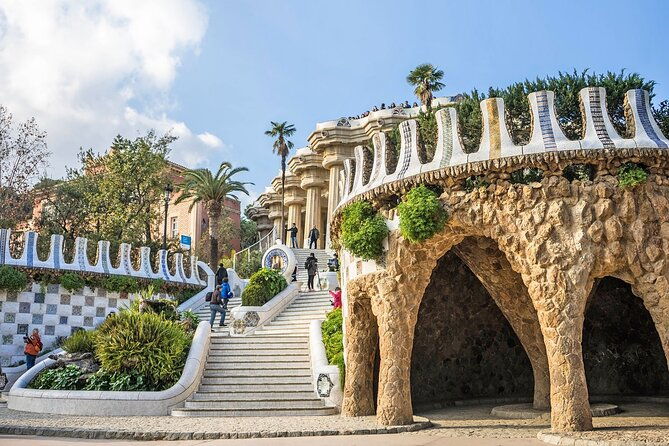 arrival-transfer-from-barcelona-airport-bcn-to-barcelona-in-private-car-van