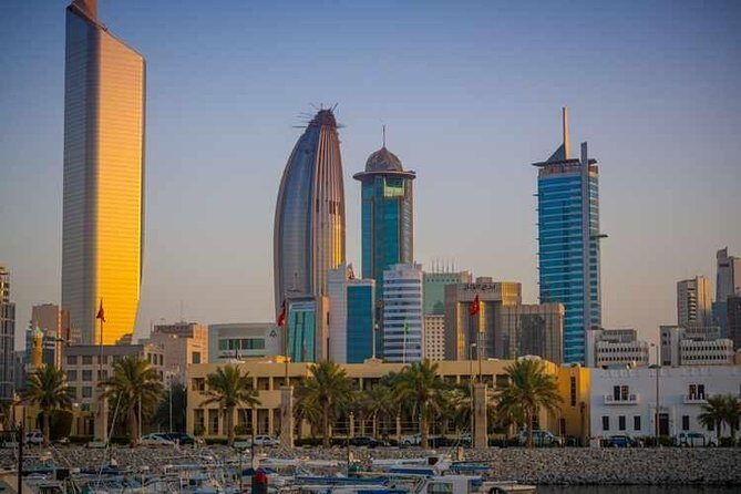 Arrival Transfer: Kuwait Airport KWI to Kuwait in Sedan Car - Who Should Book This Transfer?