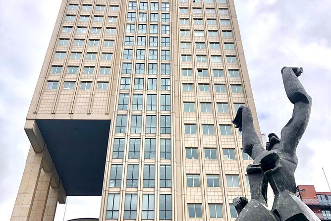 art-and-architecture-walking-tour-in-rotterdam-guided-by-architects