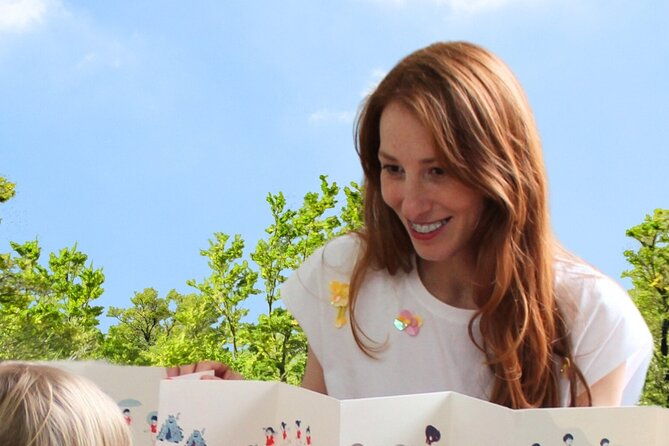 art-and-tour-in-pere-lachaise-cemetery-with-artist