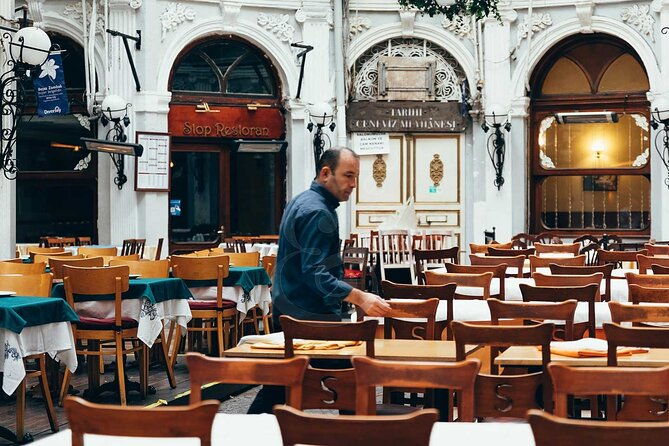 art-deco-prosecco-and-agatha-christie-private-istanbul-tour-2