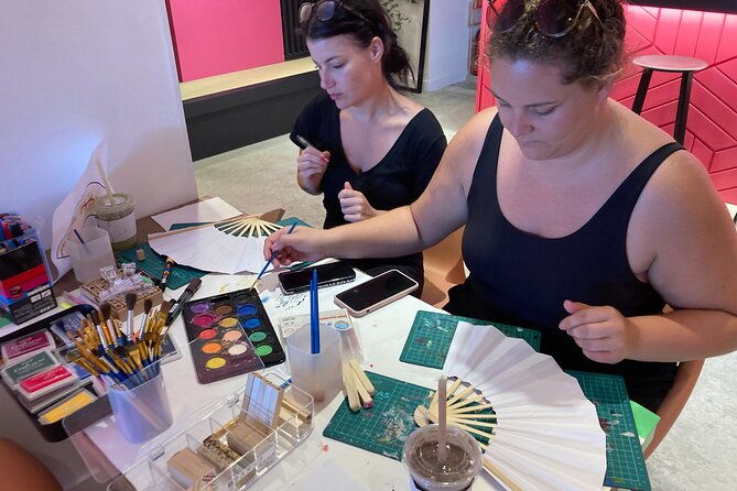 art-japanese-fan-painting-experience-in-tokyo-asakusa