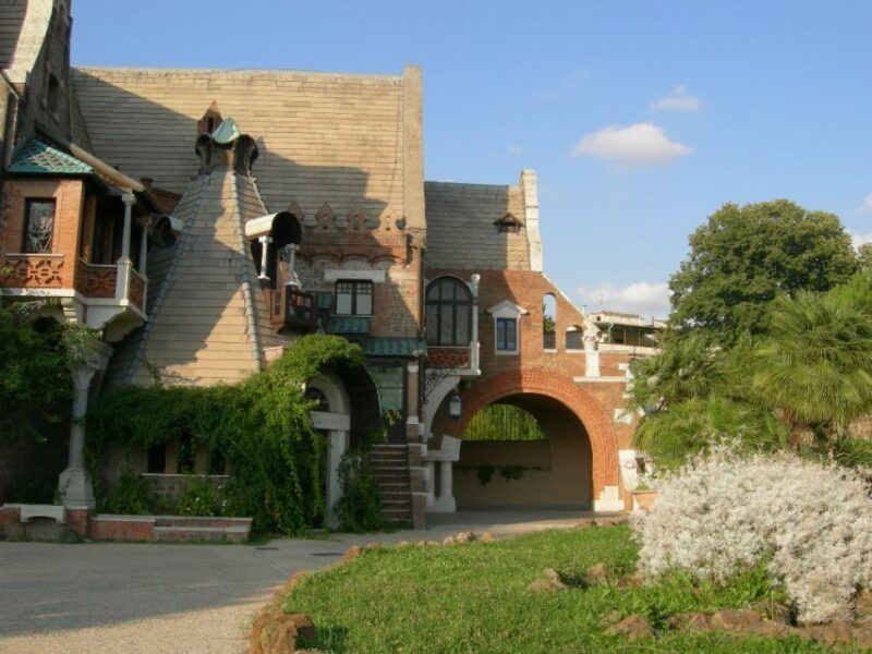 art-nouveau-rome-villa-torlonia-coppede-private-tour