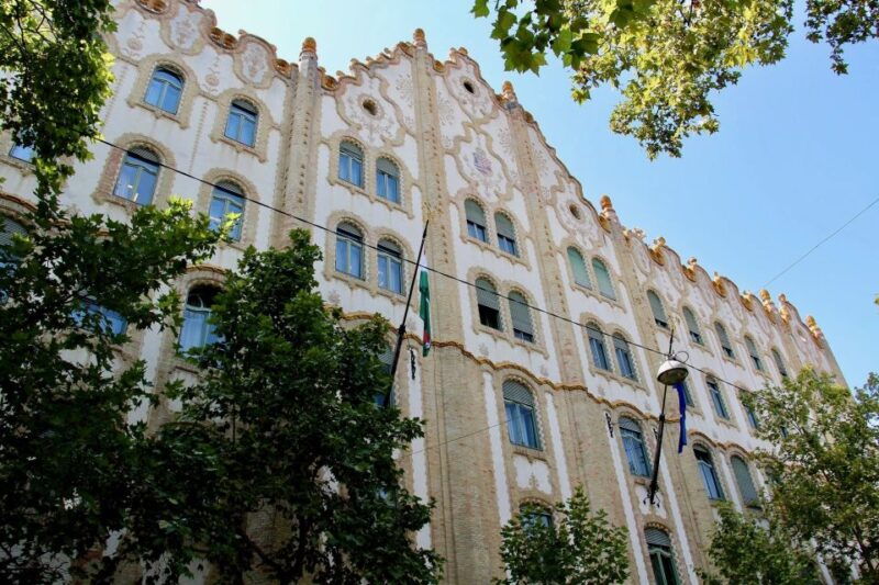 art-nouveau-tour-in-budapest-3-hour-private-tour