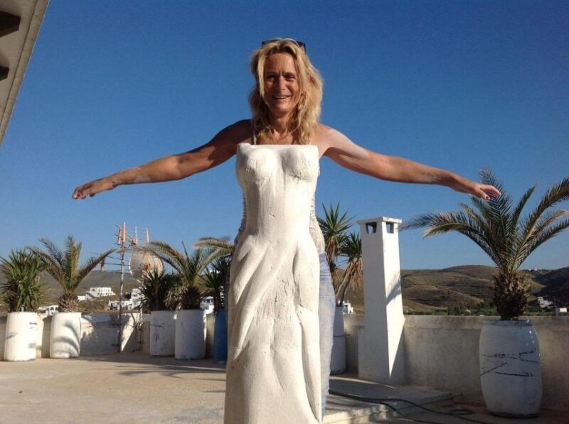 art-studio-tour-in-italian-sculpture-gardens