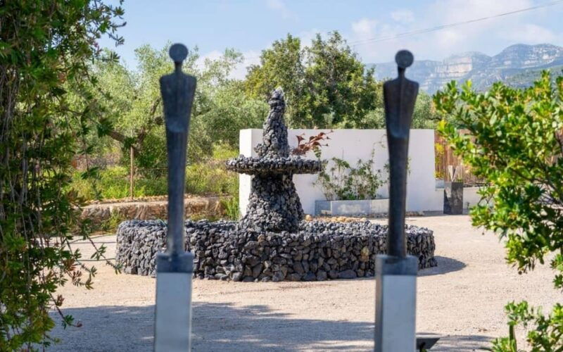 arte-contemporary-sculpture-park-and-art-gallery-visit