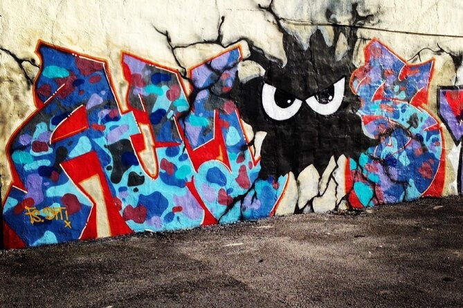 artist-lead-vip-golf-cart-graffiti-tour-2-5-ppl-2