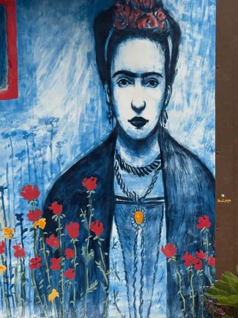 Artistic walk in Borgo Parrini with traditional tasting - The creative pause: Sketch, snap, or reflect