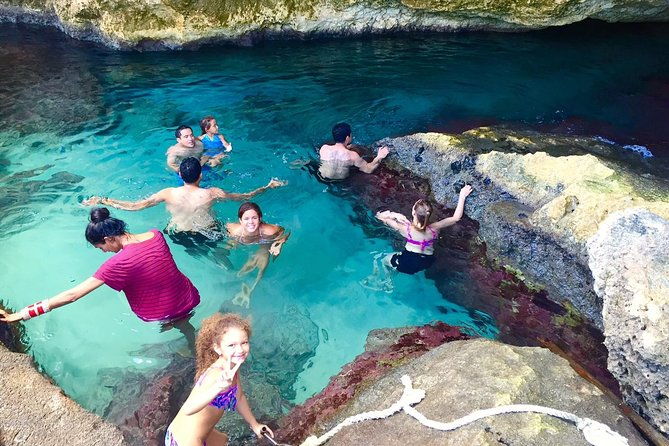 aruba-cave-pool-and-secret-beach-safari-tour