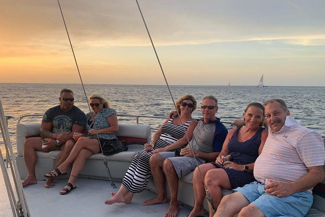 aruba-happy-hour-sunset-sail-with-savory-bites-and-cocktails