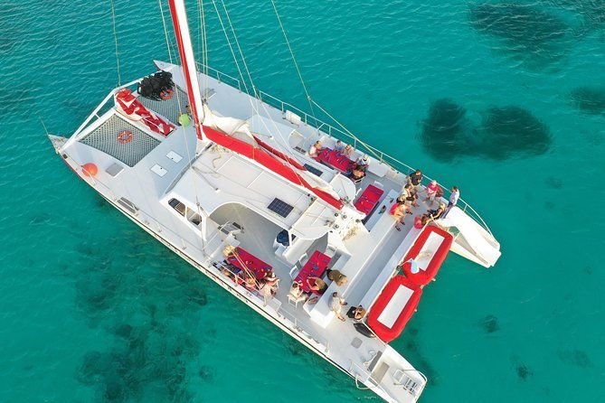 aruba-sunset-sail-dinner-cruise-with-open-bar-by-catamaran